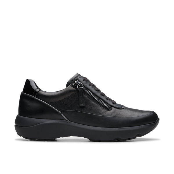 Clarks Tivoli Zip (Black) - Women's