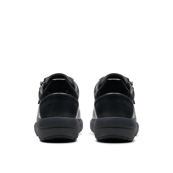 Clarks Tivoli Zip (Black) - Women's