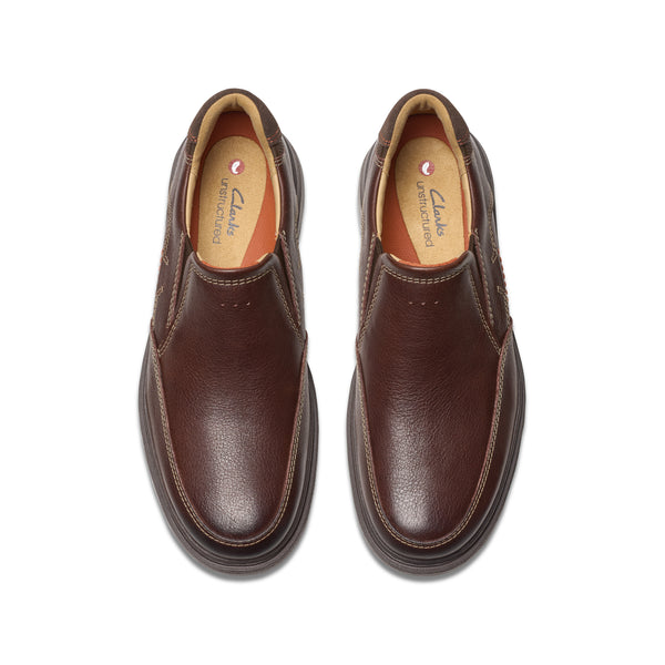 Clarks Un Briley Step (Mahogany) - Men's