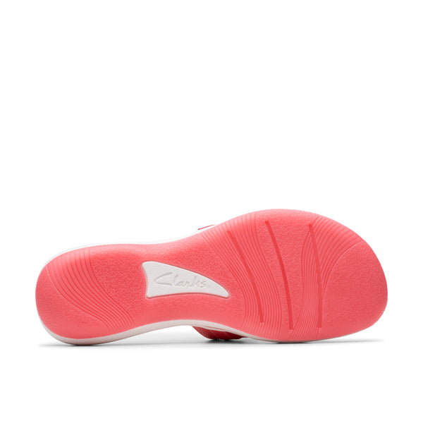 Clarks Breeze Piper (Coral) - Women's
