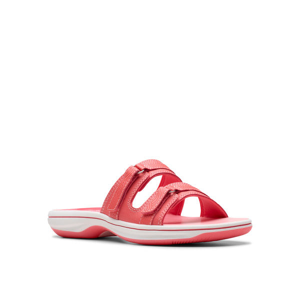 Clarks Breeze Piper (Coral) - Women's