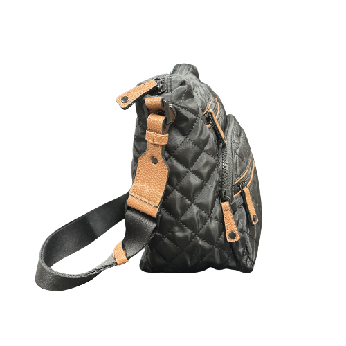 La Diva B17267 STL Handbag (Black) - Women's