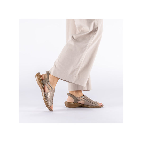 Rieker 608D1-60 (Beige) - Women's