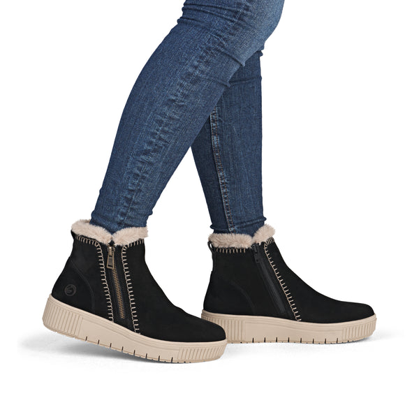 Remonte D3B70-03 (Black) - Women's