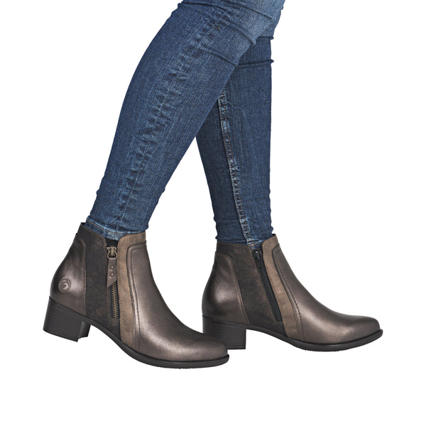 Remonte R5172-90 (Brown) - Women's