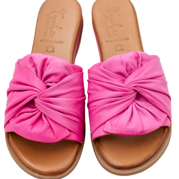 Tyche Sassy (Fushia) - Women's