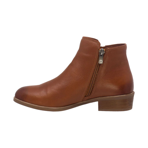 Everly Sky (Tan) - Women's